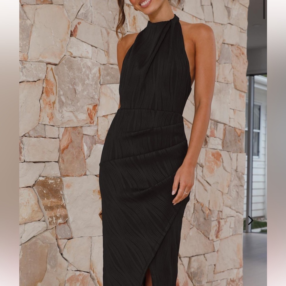 Chic Black Backless Dress